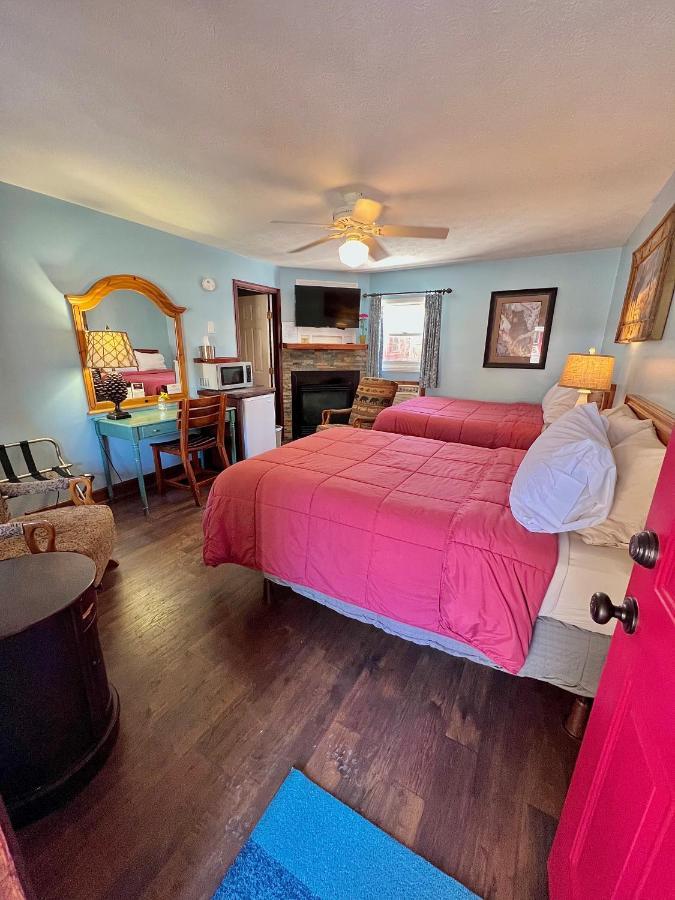 Inn Homestead - Blowing Rock